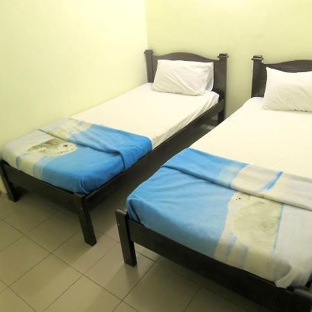 Pangkor Guesthouse Spk Kampong Sungai Udang Exteriör bild